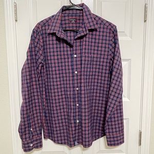 Untuckit large slim fit plaid button down wrinkle free shirt